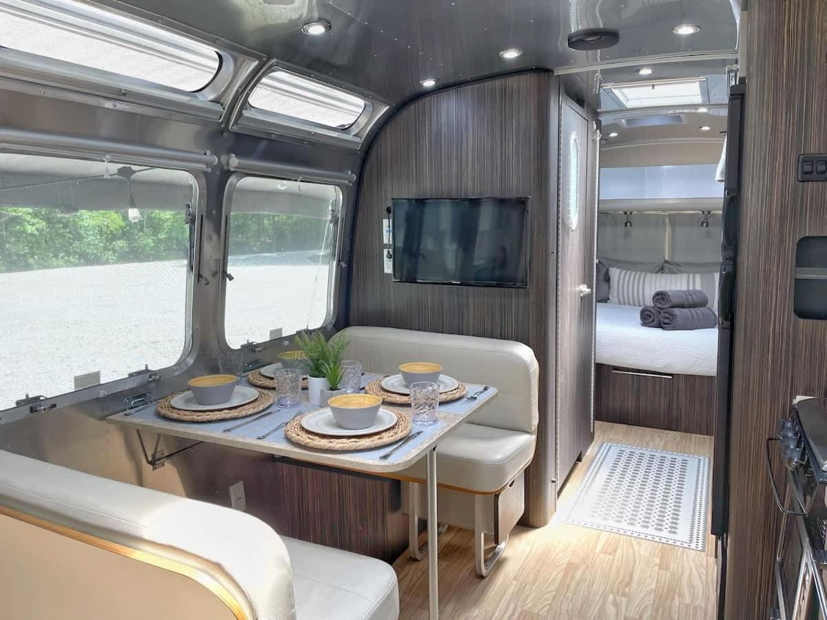 Large And 2 Airstream Glampers & Midway To Tybee & Downtown With Fast Wifi And More! Holiday home *